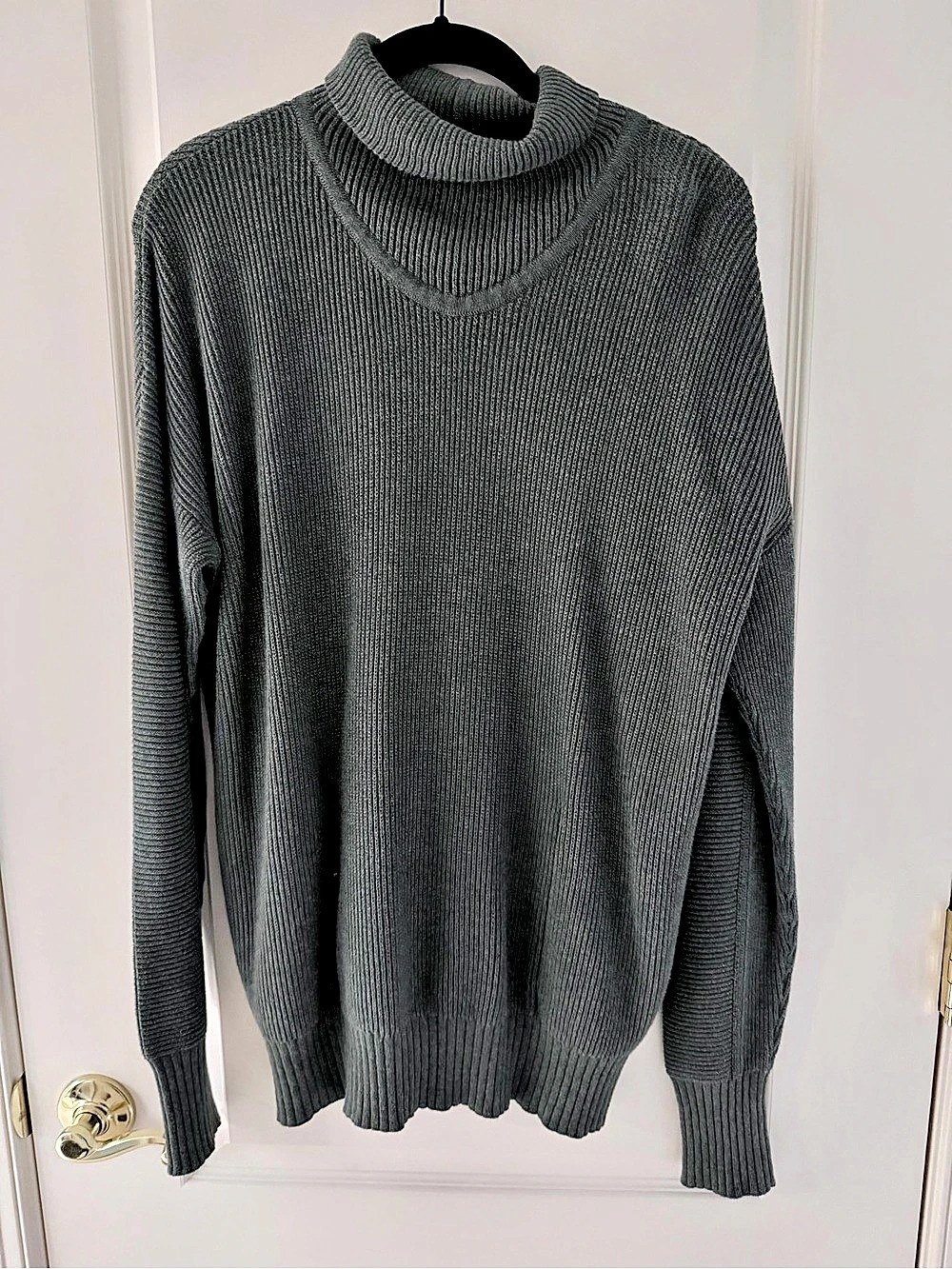 Lululemon Turtleneck Ribbed Sweater Green Size Medium